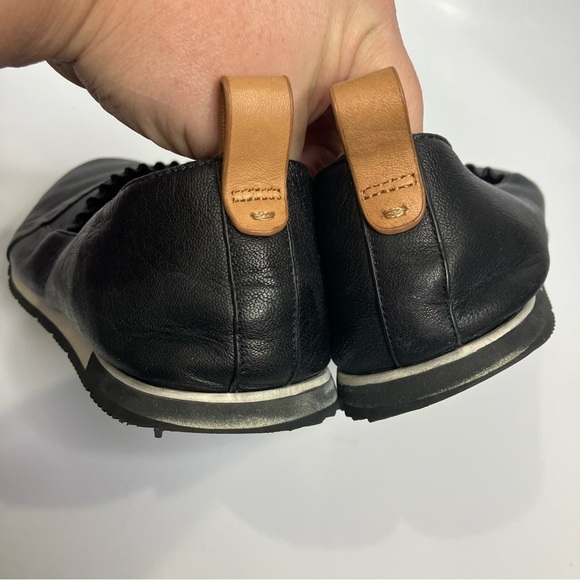 Gentle Souls by Kenneth Cole Luca Ruffle flats black leather size 10 - Picture 6 of 8